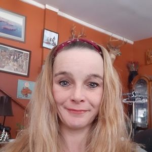 Meet your Posher, Angela j